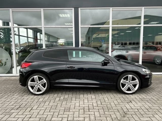 Volkswagen Scirocco Volkswagen Scirocco 1.4 TSI Allstar | R-Line | Stoelverwarming | Climate Control | PDC | Achteruitrijcamera | Navi | Cruise Control | Half Leder | - afbeelding nr 9
