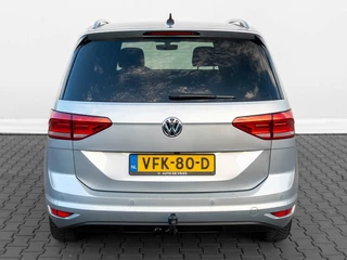 Volkswagen Touran Volkswagen Touran 1.6 TDI DSG Highline Grijs kenteken | ECC | Adaptieve cruise | Camera | Trekhaak - afbeelding nr 27