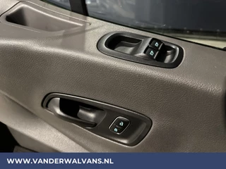 Ford Transit Ford Transit 2.0 TDCI 130pk L3H2 Euro6 Airco | Camera | Navigatie | Cruisecontrol | Stoelverwarming Verwarmde voorruit, Parkeersensoren, Elektrisch verstelbare bestuurdersstoel, Bijrijdersbank - afbeelding nr 19