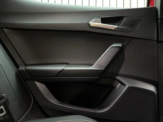 SEAT Leon Seat Leon 1.5 TSI FR Launch Edition | LED | Stoelverwarming | Navigatiesysteem | Adaptive cruise control | Apple CarPlay | 18 inch lichtmetalen velgen | Achteruitrijcamera | Trehaak uitklapbaar | Parkeersensoren voor en achter - afbeelding nr 43