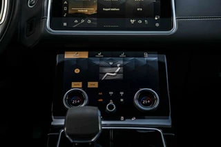 Land Rover Range Rover Velar Land Rover Range Rover Velar 2.0 P400e SE Hybride | Panodak | Massage | Meridian 3D | Trekhaak | 20 inch | - afbeelding nr 38