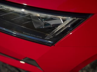 Škoda Octavia Škoda Octavia Combi 1.5 TSI MHEV Business Edition Plus | Matrix LED | Chrome pakket | Stoel-, Stuur- & voorruitverwarming | Navi 13inch | Elektr.trekhaak | El. achterklep m.sensor | ACC | - afbeelding nr 22