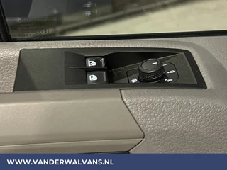 Volkswagen Crafter Volkswagen Crafter 2.0 TDI 140 pk L3H3 L2H2 Euro6 Airco | Camera | Apple Carplay | Cruisecontrol Parkeersensoren, Android Auto, Chauffeursstoel, Bijrijdersbank, 3000kg trekvermogen, zilver - afbeelding nr 20