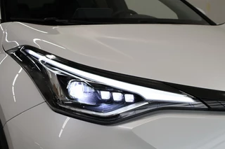 Toyota C-HR Toyota C-HR 2.0 Hybrid Executive - afbeelding nr 11