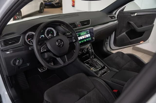 Škoda Superb Skoda Superb Combi 1.4 TSI ACT DSG|2e Eig|SportLine|Trekhaak|Schaalstoel|DAB|Xenon|Dealer Onderhouden - afbeelding nr 5