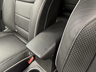 Renault Captur Renault Captur 1.6 E-Tech Plug-in Hybrid 160 Edition One Afn.Trekhaak-Navigatie-Cr.Contr-Clima-Camera-Stoelverwarming-Parkeersensoren-Leder-Lm18''velgen - afbeelding nr 15
