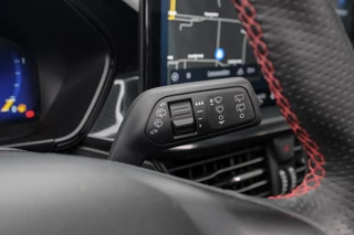 Ford Focus Ford Focus 2.3 Ecoboost 280pk ST-3 | Sper Differentieel | Panoramadak | Adaptive cruise control |Winter Pack | Trekhaak Afneembaar - afbeelding nr 39