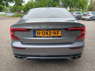Volvo S60 Volvo S60 2.0 T4 R-Design|PANO|HARMAN KARDON|AUTOMAAT|1ste Eig|Adapt Cr - afbeelding nr 5