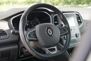 Renault Mégane Estate Renault Mégane Estate 1.3 TCe 140pk Limited - Blanc Glacier - 158dkm - Keurig - afbeelding nr 3