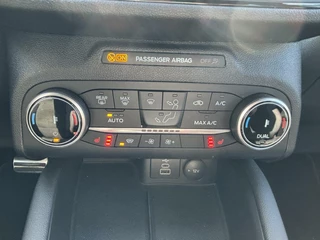 Ford Kuga Ford Kuga 2.5 PHEV ST-line X Graphite Tech 225PK Adaptieve Cruise Navi Camera Climate Stoelverwarming Voorruit Verwarming B&O Head Up Keyless 19'' Inch Velgen *1500KG Trekgewicht* - afbeelding nr 18