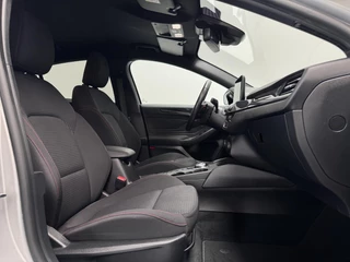 Ford Focus Ford Focus 1.0 EcoBoost Titanium Business | Automaat | ST Line | Camera | Carplay - afbeelding nr 24