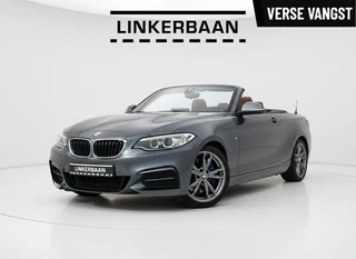 BMW 2 Serie Cabrio M235i Cabrio High Executive | Leder | H&K | Camera | Navi | 1 eig | NL Auto |