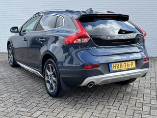 Volvo V40 Volvo V40 CROSS COUNTRY 1.5 T3 Momentum Ocean Race Cruise control Climate control Parkeersensor Navigatie - afbeelding nr 37