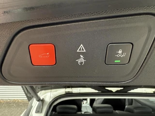 Peugeot 3008 Peugeot 3008 1.2 Automaat Panodak Carplay Led Cruise NL Auto 2019 2 De Eigenaar Vol Opties Camera Trekhaak Pdc Onderhouds Historie Aanwezig - afbeelding nr 14