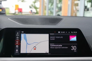 BMW 3 Serie BMW 3-serie Touring 320e Business Edition Plus|PlugInHybride|Camera|PDC|AppleCarPlay|20