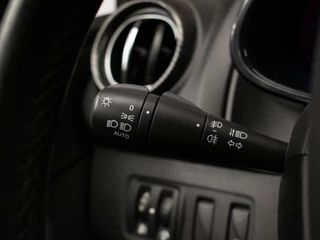 Renault Clio Renault Clio Estate 0.9 TCe Bose Sport (NAVI,LED,CLIMATE,SPORTSTOELEN,TREKHAAK,CRUISE,GETINT,18 INCH,PDC,NETTESTAAT) - afbeelding nr 10