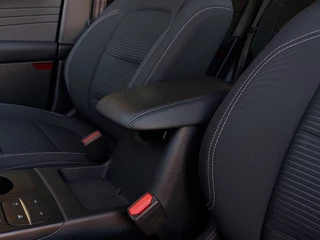 Ford Kuga 2.5 PHEV Automaat Titanium | Navi | Apple Carplay+Android Auto | Clima | Cruise | Head-Up | Led Koplampen | Keyless Entry | Pdc V+A+Camera | Rijstrook+Licht+Regensensor | Mistlampen | 17''lm - afbeelding nr 28