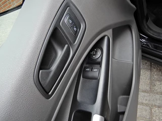 Ford Transit Connect Ford Transit Connect 1.5 ECOBLUE L1 TREND 120PK 2x schuifdeur - afbeelding nr 15