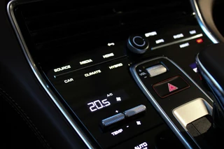 Porsche Panamera Porsche Panamera 2.9 4 E-Hybrid | PANO | SOFTCL | - afbeelding nr 66