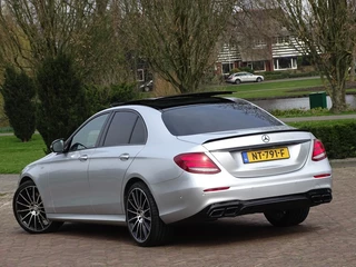 Mercedes-Benz E-Klasse Mercedes-Benz E-Klasse 220d Prestige Plus / AMG-pakket E63 ed. / 2016 / LED - afbeelding nr 7