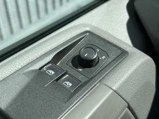 Volkswagen Crafter Volkswagen Crafter 35 2.0 TDI L3H3 Highline*A/C*3500KG HAAK*NAVI*LEER - afbeelding nr 28