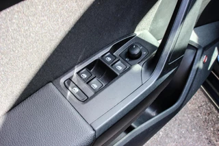 SEAT Ibiza Seat Ibiza 1.5 TSI FR Business LED/PANO/ACC/CAMERA/CARPLAY - afbeelding nr 21