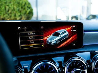 Mercedes-Benz A-Klasse Mercedes A-klasse A35 AMG 4MATIC|PANO|BURMESTER|ACC|MILLTEK - afbeelding nr 28
