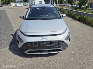 Hyundai Bayon Hyundai Bayon  2022, Benzine / Hybrid 53000 km - afbeelding nr 4