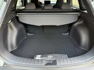 Toyota Corolla Cross Toyota Corolla Cross Hybrid 140 Dynamic ook in kleur zwart en blauw - afbeelding nr 27