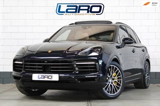 Porsche Cayenne 3.0 E-Hybrid Platinum Edition | Sport chrono Lucht Keramisch PDLS 360 Trekh. ACC Pano