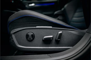 Volkswagen Golf uiterst nette en volle Golf R met Akra en nog vele andere opties - afbeelding nr 31