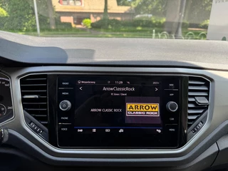 Volkswagen T-Roc Volkswagen T-Roc 1.0 TSI Style Airco/Lichtmetalen velgen/Navi/Apple Carplay - afbeelding nr 23
