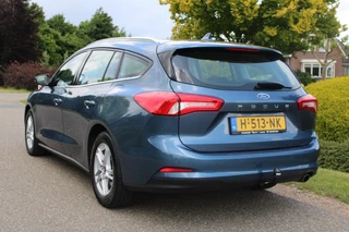 Ford Focus Ford Focus Wagon 1.0 125pk Trend Edition Business airco/cruise/navi/trekhaak - afbeelding nr 2