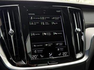 Volvo S60 Volvo S60 2.0 B3 Aut. R-Design | Navi | R-Design stoelen | Memory | - afbeelding nr 26