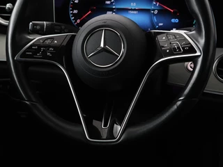 Mercedes-Benz E-Klasse Mercedes-Benz E-klasse 300e Avantgarde | Adaptive cruise | Trekhaak |  Stoelverwarming | Camera | Widescreen | Sfeerverlichting | Half leder | Full LED - afbeelding nr 9