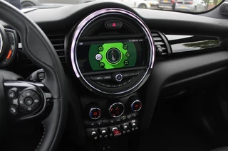 MINI Cooper MINI Cooper Mini 1.5 60 Years Edition / Panoramadak / Head-up / Leder / Harman Kardon / 17'' / Navigatie / DAB / Cruise Control - afbeelding nr 19