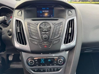 Ford Focus Airco/ECC,Cruisecontrol,Navigatie - afbeelding nr 7