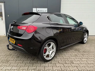 Alfa Romeo Giulietta Alfa Romeo Giulietta 1.4 T Distinctive Sportiva 18