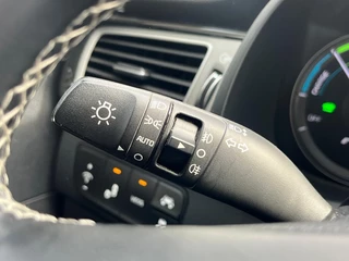 Kia Niro Kia Niro 1.6 GDi PHEV Executive | NAVI | PANO | CAMERA - afbeelding nr 16