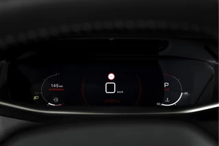 Peugeot 2008 Peugeot 2008 1.2 PureTech Allure Pack 130 PK - Automaat | Dig. Cockpit | PDC | Camera | NAV + App, Connect | ECC | DAB | LM 17