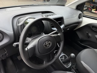 Toyota Aygo Toyota Aygo 1.0 VVT-i X 5drs - afbeelding nr 5