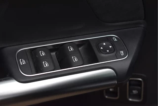 Mercedes-Benz B-Klasse Mercedes-Benz B-Klasse 250 e AMG Line | Open dak | Sfeerverl | DAB | Carbon | Carplay | Stoelverw | Full LED | AMG Velgen - afbeelding nr 42