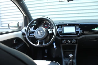 Volkswagen up! Volkswagen up! 1.0 75pk high up! NL-Auto NAP Panoramadak Fender Airco Carplay Stoelverwarming CPV El. Ramen - afbeelding nr 20