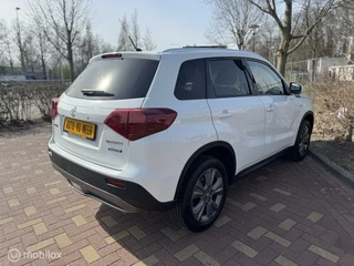 Suzuki Vitara Suzuki Vitara 1.4 Boosterjet Style Smart Hybrid - afbeelding nr 19