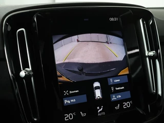 Volvo XC40 Volvo XC40 1.5 T4 Rech R Design Expression | Panoramadak |  Stoel & stuurverwarming | Adaptive cruise | Trekhaak | Camera | Carplay | Getint glas | PHEV - afbeelding nr 17