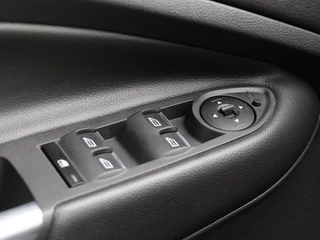 Ford Kuga - afbeelding nr 22
