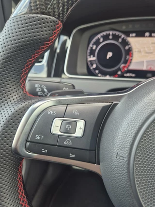 Volkswagen Golf Volkswagen Golf 2.0 TSI GTI Performance Virtual/Pano/Carbon/ - afbeelding nr 28