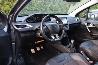 Peugeot 208 Peugeot 208 1.2 PureTech GT-line 110 pk Carplay|Cruise|Camera|Ecc|Navi|Lmv|Cruise - afbeelding nr 17