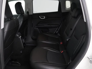 Jeep Compass Jeep Compass 4xe 240 Plug-in Hybride Electric S | Leder | Stoel & stuurverwarming | Camera | Adaptive cruise | Carplay | Navigatie - afbeelding nr 8