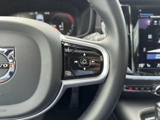 Volvo V60 Volvo V60 2.0 T6 PHEV AWD Plus Dark|PANO|TREK|H&K|PILOT|CARPLAY - afbeelding nr 12